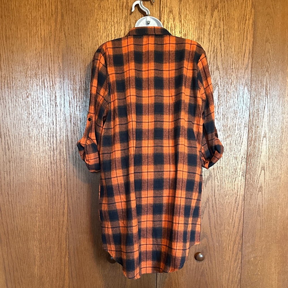 Button-Down Plaid Shirt Dress in Orange and Blue - Picture 4 of 7